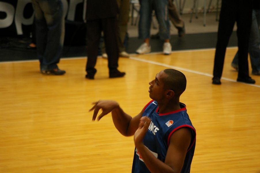 Basket Tournoi de Paris France Russie: Diaw - France Russie 19 08 2007 - 057